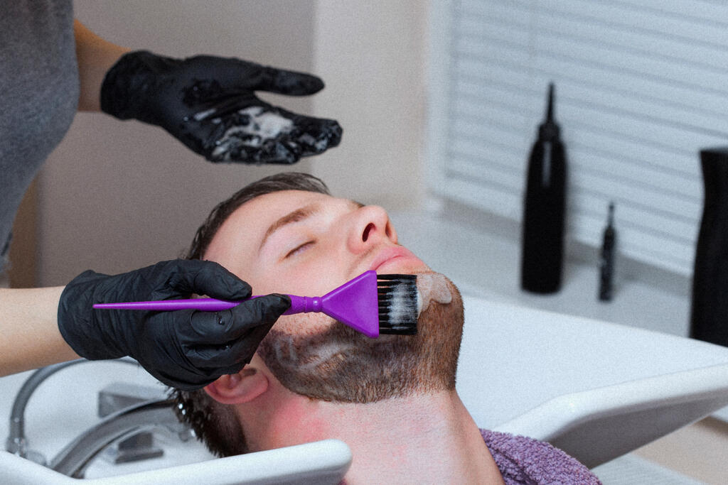 How to dye your beard